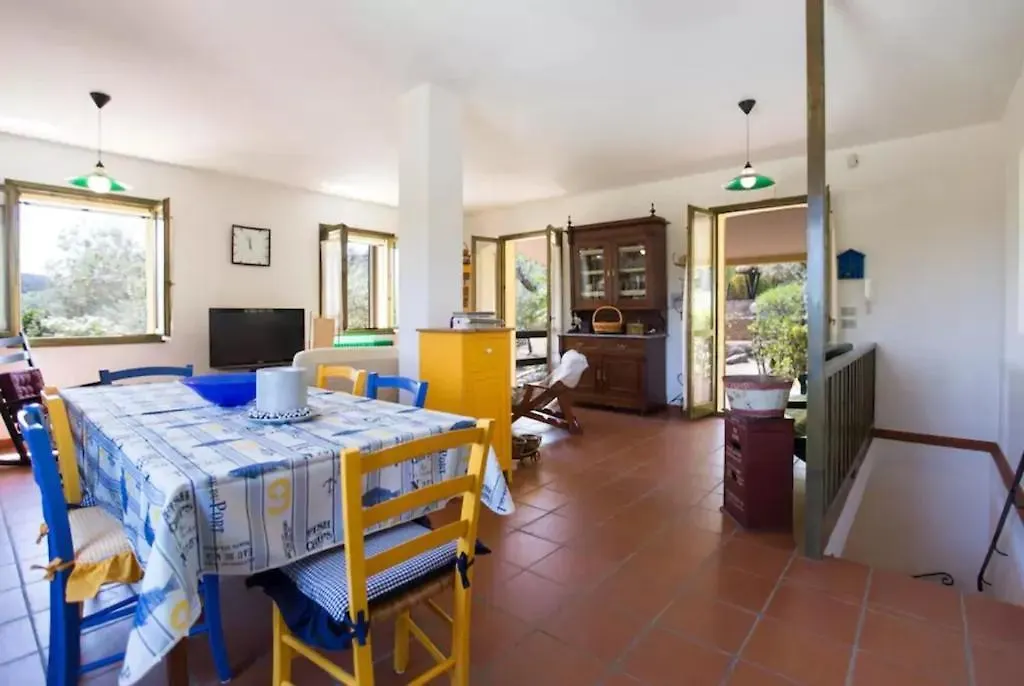 Alghero Villa Melissa Per 6 Persone Con Piscina E Giardino