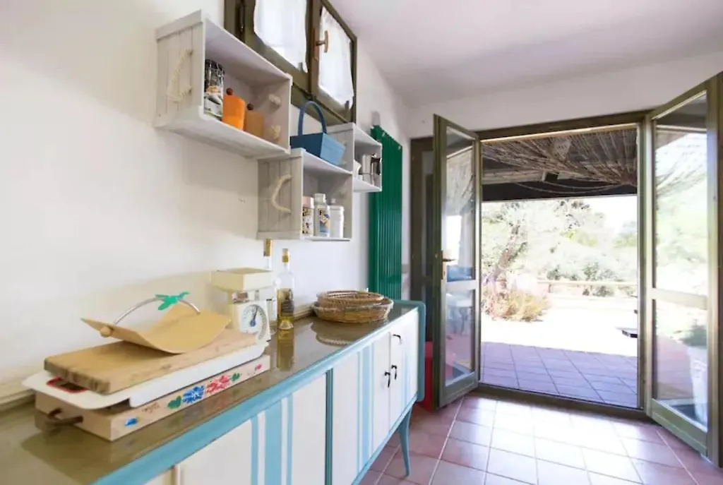 Alghero Villa Melissa Per 6 Persone Con Piscina E Giardino